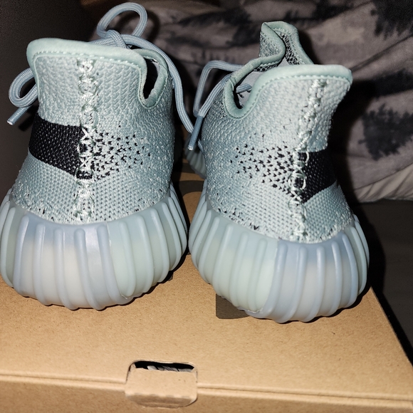 Men's Adidas Yeezy Boost 350 V2 SALT, Sz 8.5, New In Box - Picture 13 of 14